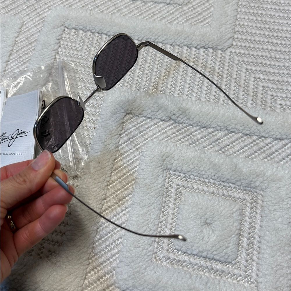 Maui Jim - MEKALA SUNGLASSES - Picture 3 of 13